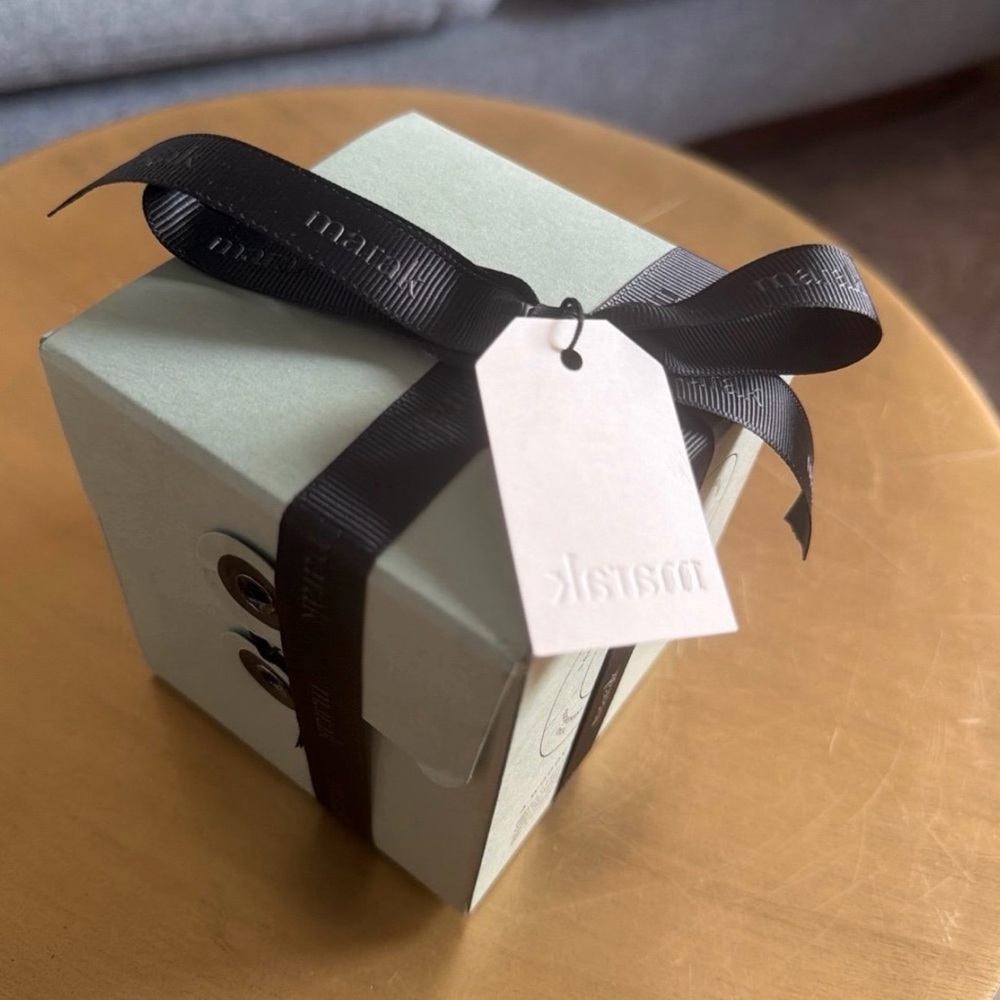 NIB Gift wrapped Marak Sage candle - Picture 4 of 9